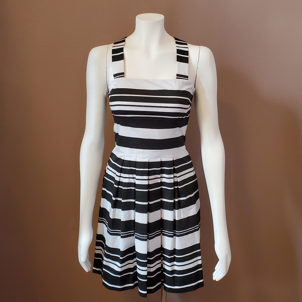 BANANA REPUBLIC black & white stripe dress 2